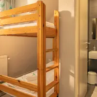 Rodinný pokoj + patrová postel pro děti (23 m²)