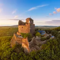 Hrad Hollókő