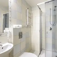 Dvojlôžková izba (1 prístelka)