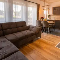 Rodinný apartmán s balkónom (41 m²)