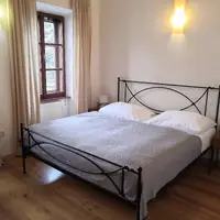 Standard s manželskou postelí