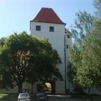 Tvrz Hluk