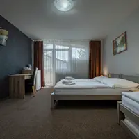 Třílůžkový pokoj