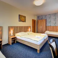 Štvorlôžková izba – Standard (28 m²)