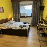Dvojlôžková s prístelkou (izba č. 2 a 5)