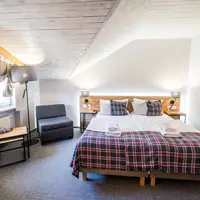 Dvoulůžkový pokoj Komfort s přistýlkou (26 m²)