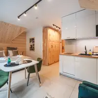 Baca - hlavní budova (22 m²)