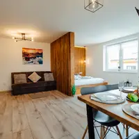 Studio Lux + (65 m²)