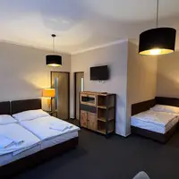 Trojlôžková izba