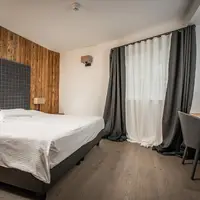 Suite (30–35 m²)