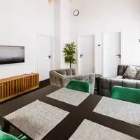 Podkrovný apartmán s 2 spálňami