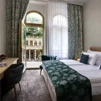 Dvoulůžkový ASTORIA Comfort Plus (18 m²)