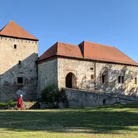 Tvrz Kestřany