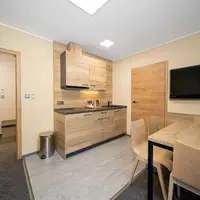 Apartmá Deluxe s balkonem (35 m²)