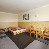 Čtyřlůžkový pokoj s výhledem a balkónem​ (hlavní budova)