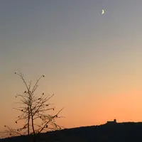 Hrad Radyně od Rotundy sv. Petra a Pavla