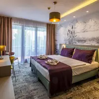 Dvojlôžková izba Premium s čiastočným výhľadom na Balaton (24 m²)