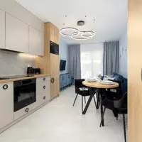 Dvojlôžkový apartmán na prízemí so záhradou (27 m²)