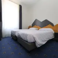 Deluxe propojený čtyřlůžkový pokoj