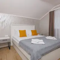 Jednospálňový apartmán s výhľadom na more (podkrovie; 13, 14) (35 m²)