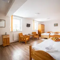 Třílůžkový pokoj (26 m²)