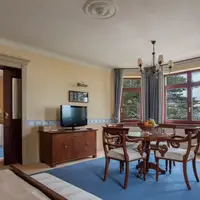 Junior Suite s výhľadom na more (1. poschodie) (20–35 m²)