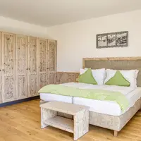 Dvojlôžková izba Excalibur (33 m²)