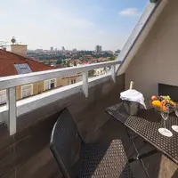 Execitive izba s balkónom (24 m²)