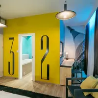 302 – Industrial Flat – Martin Uher