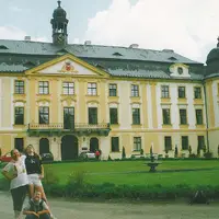 Obec Zahrádky
