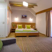 Třílůžkový pokoj (25 m²)