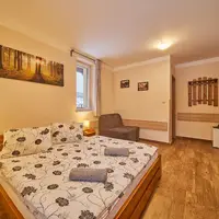 Trojlôžková izba (22 m²)