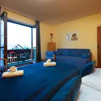 Dvojlôžková izba s balkónom (25 m²)