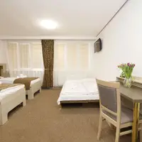 Dvoulůžkový pokoj s přistýlkou (12 m²)
