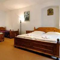 Trojlôžková izba