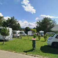 Karavanové miesto
