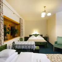 Čtyřlůžkový pokoj (26 m²)