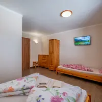Trojlôžková izba