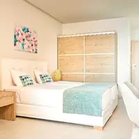 Dvoulůžkový pokoj, strana k moři (21–24 m²)