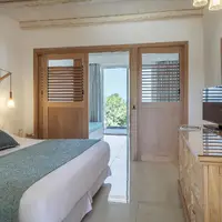 Rodinný pokoj s výhledem do zahrad (32 m²)