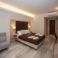 Dvoulůžkový pokoj s 1 přistýlkou - Výhled do zahrady (20 m²)