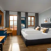 Dvojlôžková izba s výhľadom na jazero (24–31 m²)