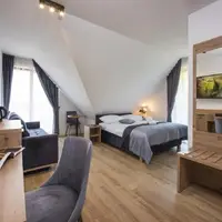 Čtyřlůžkový pokoj (38 m²)