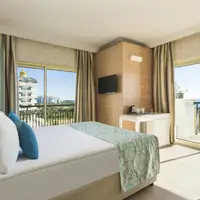 Standard Room Sea View (28–35 m²)