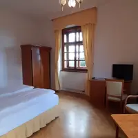 Deluxe Zámocká malá dvojlôžková izba (24–28 m²)