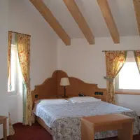 Dvoulůžkový pokoj s přistýlkou