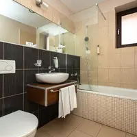 Dvojlôžková izba Deluxe s prístelkou (40 m²)