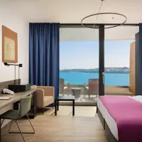 Dvojlôžková izba Superior s výhľadom na more (33 m²)