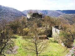 Nový Hrádek - zřícenina hradu v Podyjí