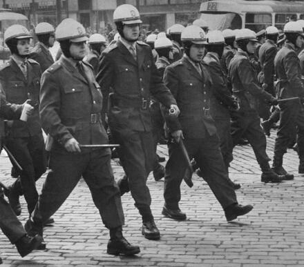 Výprask dostal při demonstraci v srpnu 1969 každý, kdo se pohyboval v centru Prahy. Foto: Jiří Všetečka